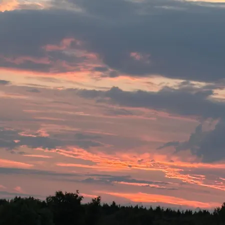 Sky-high Lake-view Retreat, Near City, Airport&bus Reval